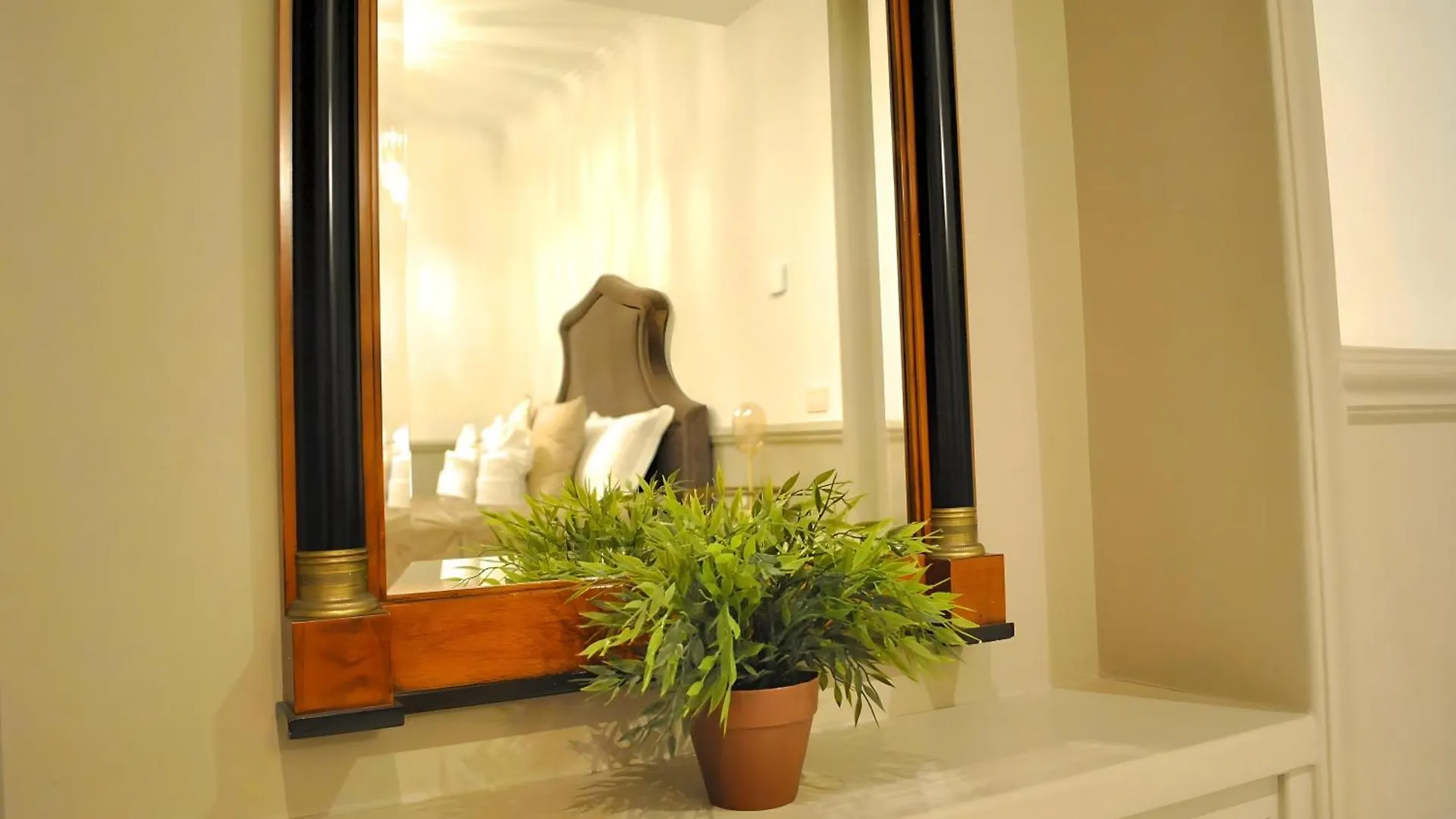 Apartment Colosseum Panorama Penthouse With Terrace By Hostand Rome
