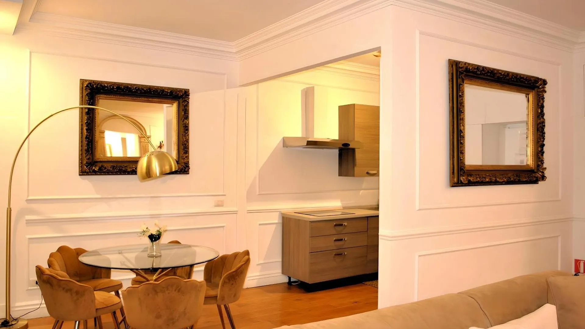 Colosseum Panorama Penthouse With Terrace By Hostand Rome Apartment
